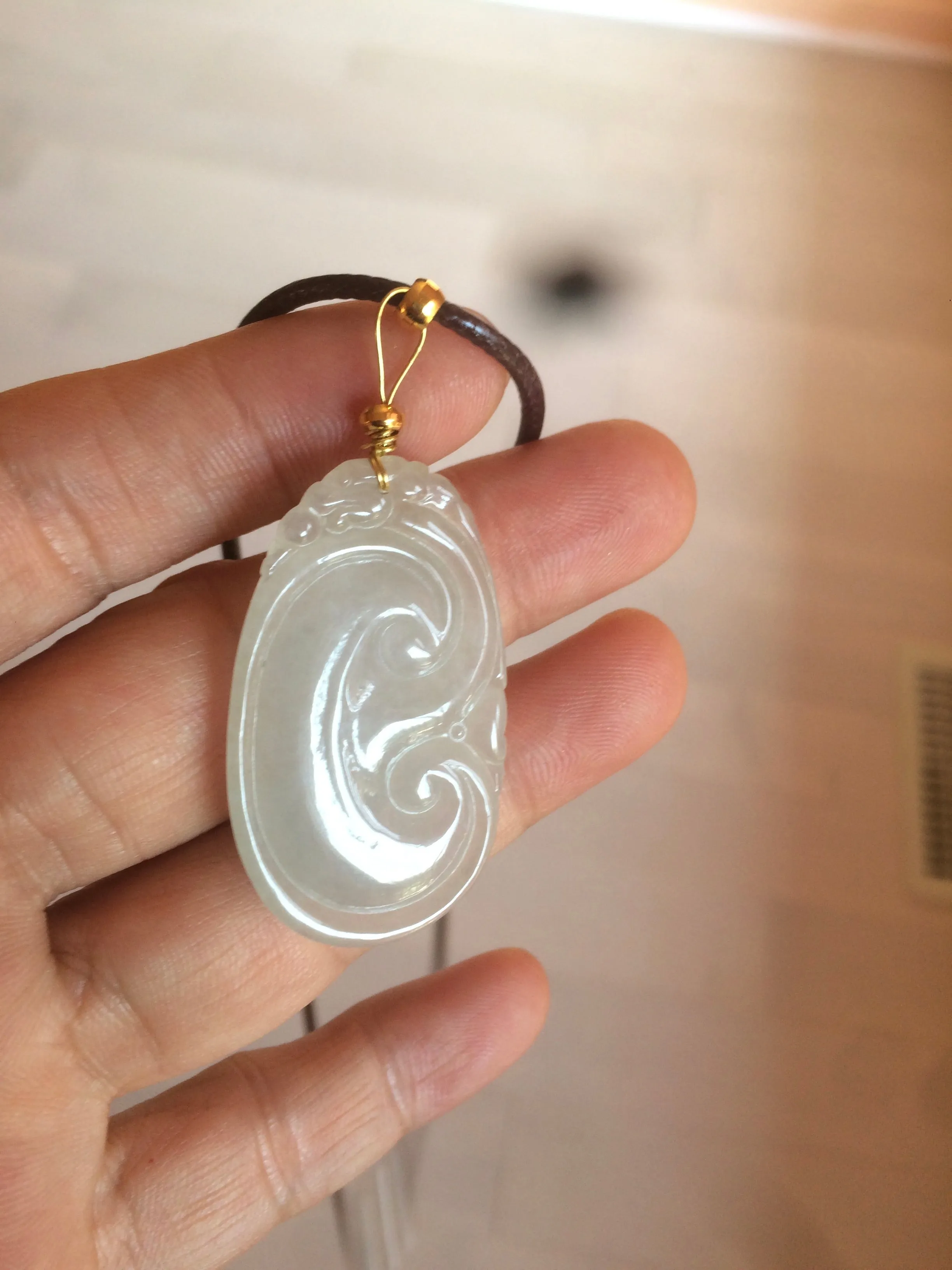 100% Natural type A icy watery fine texture Jadeite Jade RuYi(如意) pendant AY21