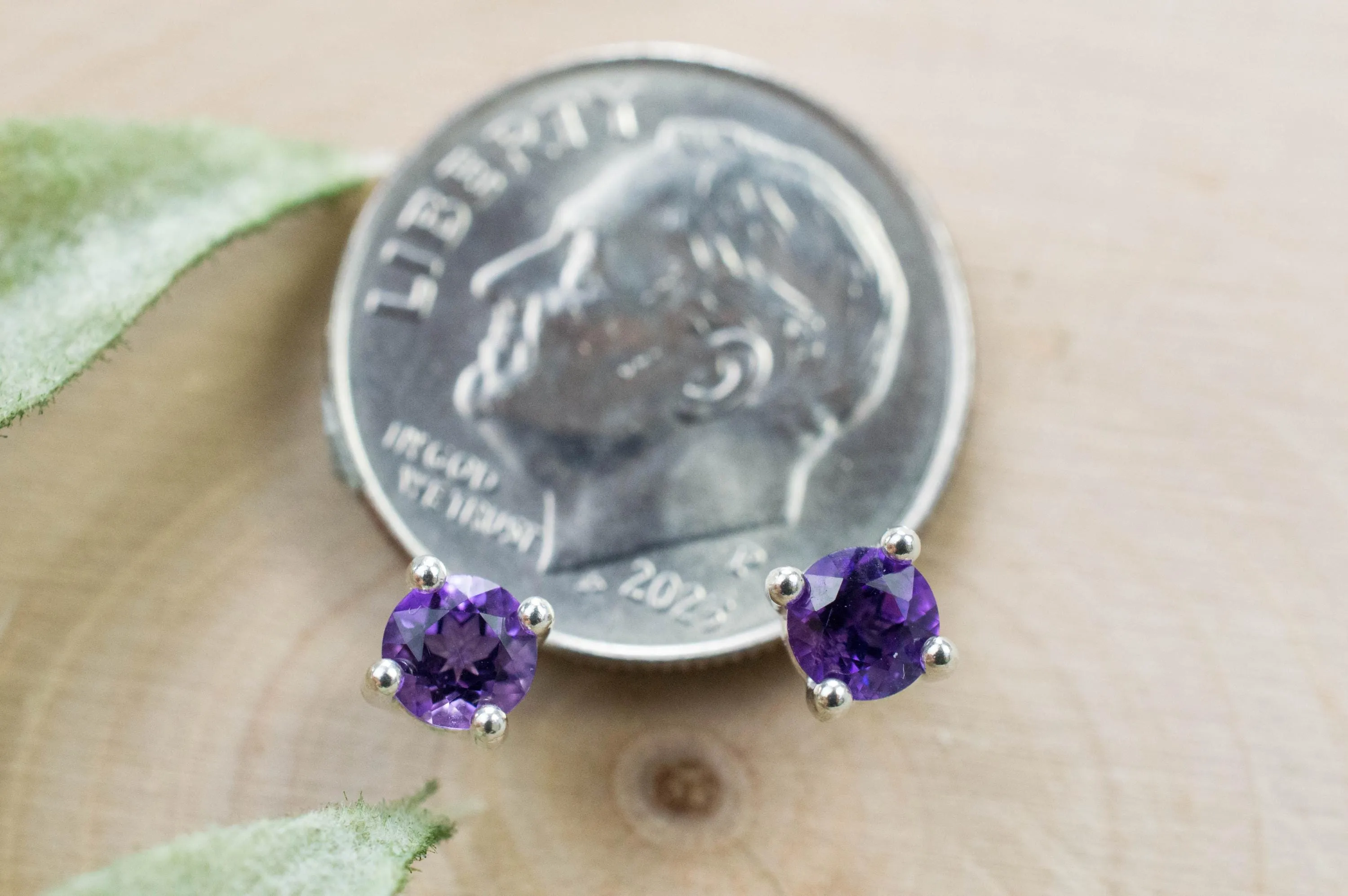 Amethyst Earrings, Natural Untreated Brazilian Amethyst; 0.420cts