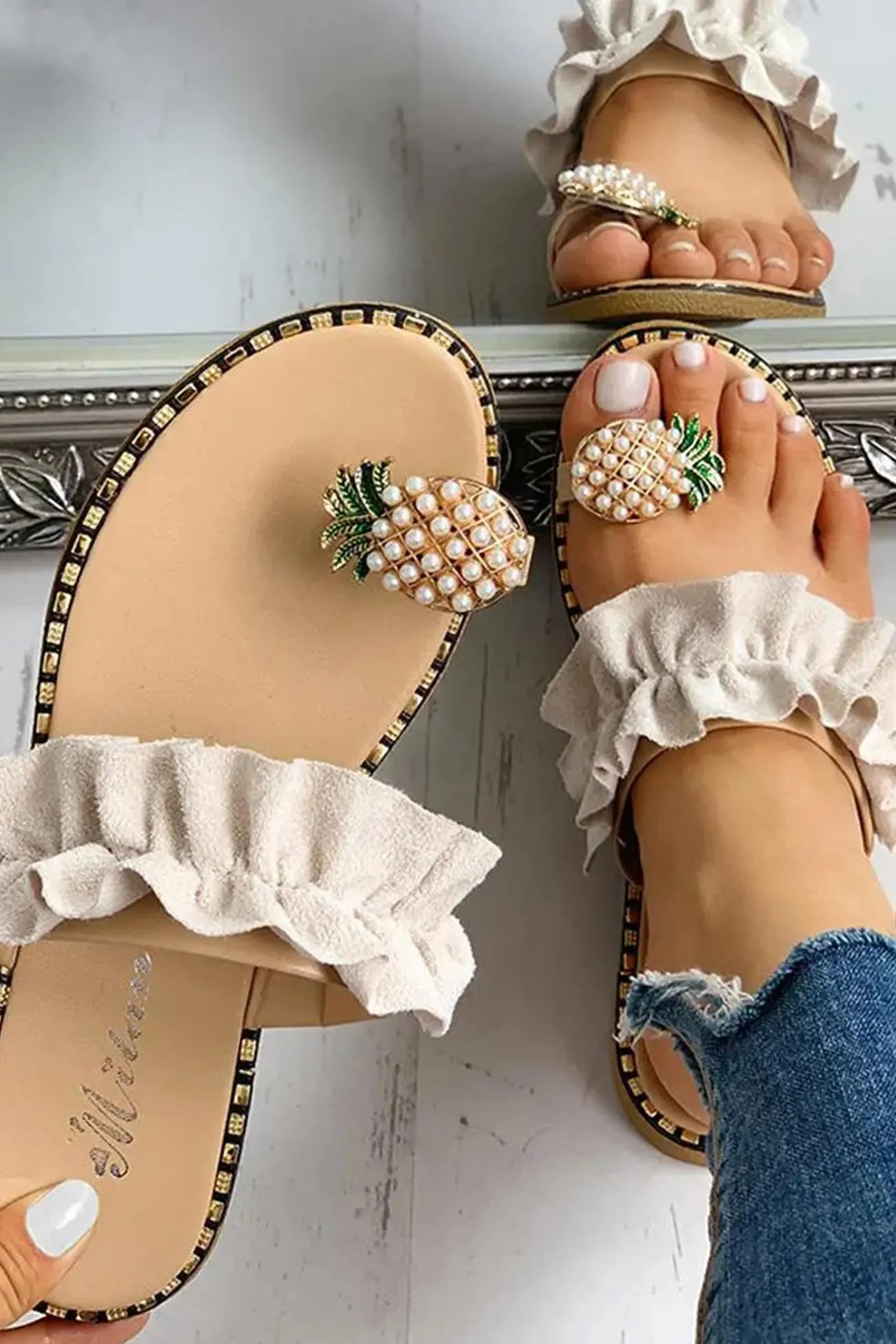 Amozae-Pineapple Pattern Toe Ring Frill Hem Flip-flop Sandals