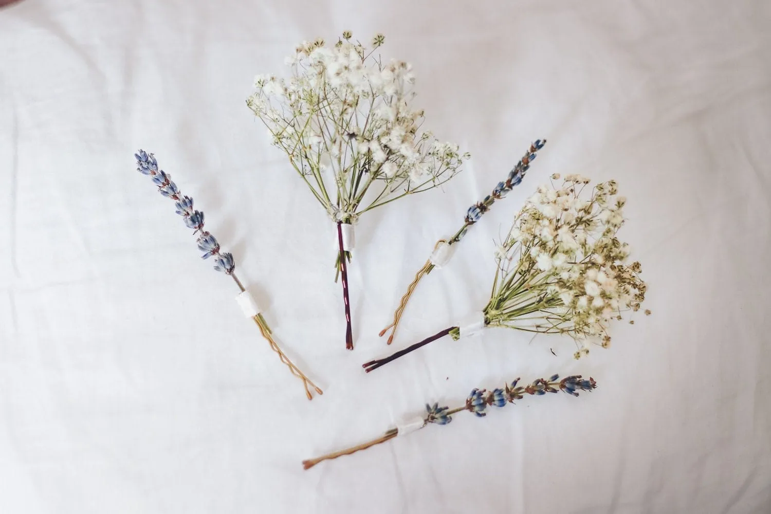 Baby's Breath Bridal Hair Pin Set, Lavender Hair Pins, Dried flowers Hair pins, Dried Flowers Hair accessory, Boho weddings, Natural Bride