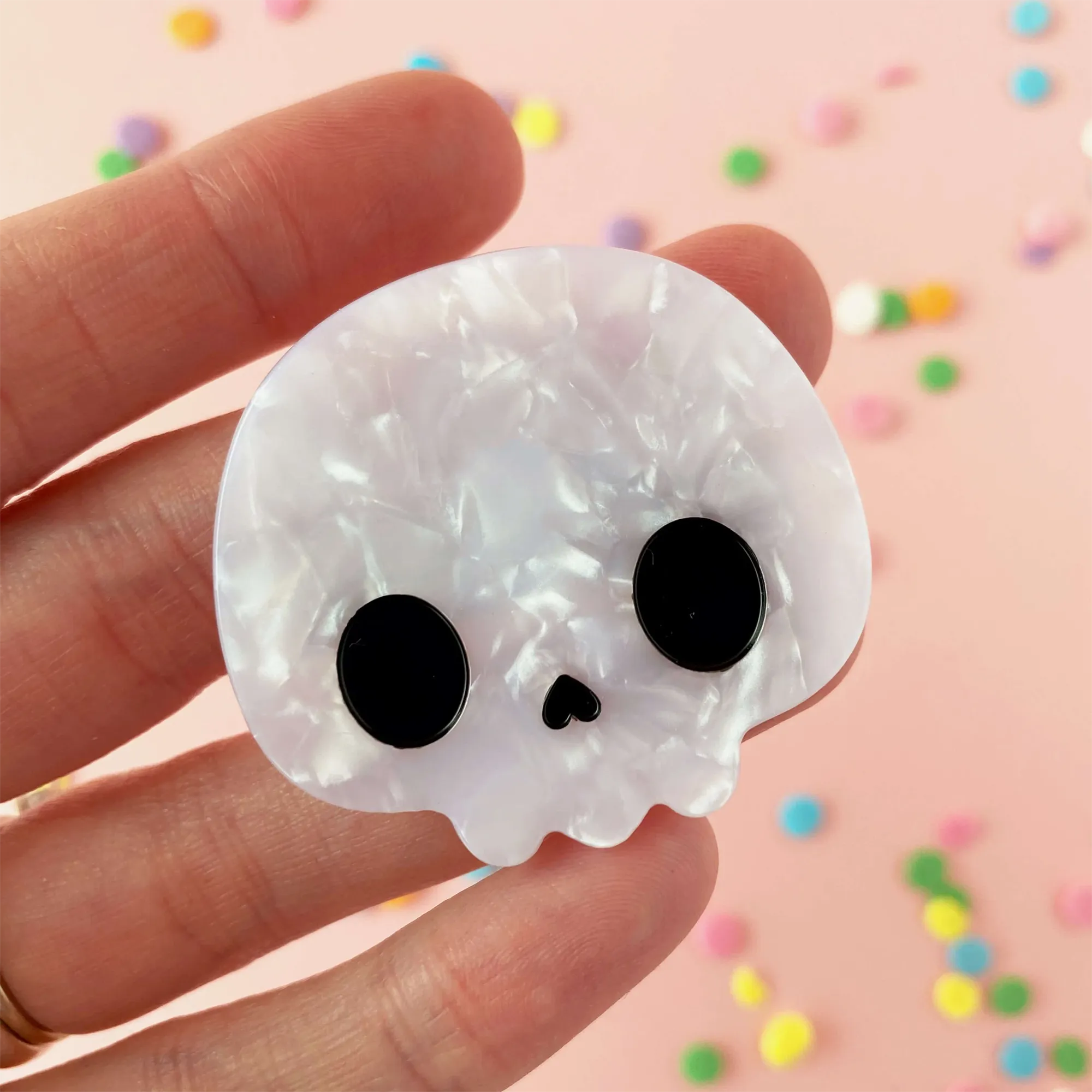 BECKY HELMS SKULL HAIR CLIP