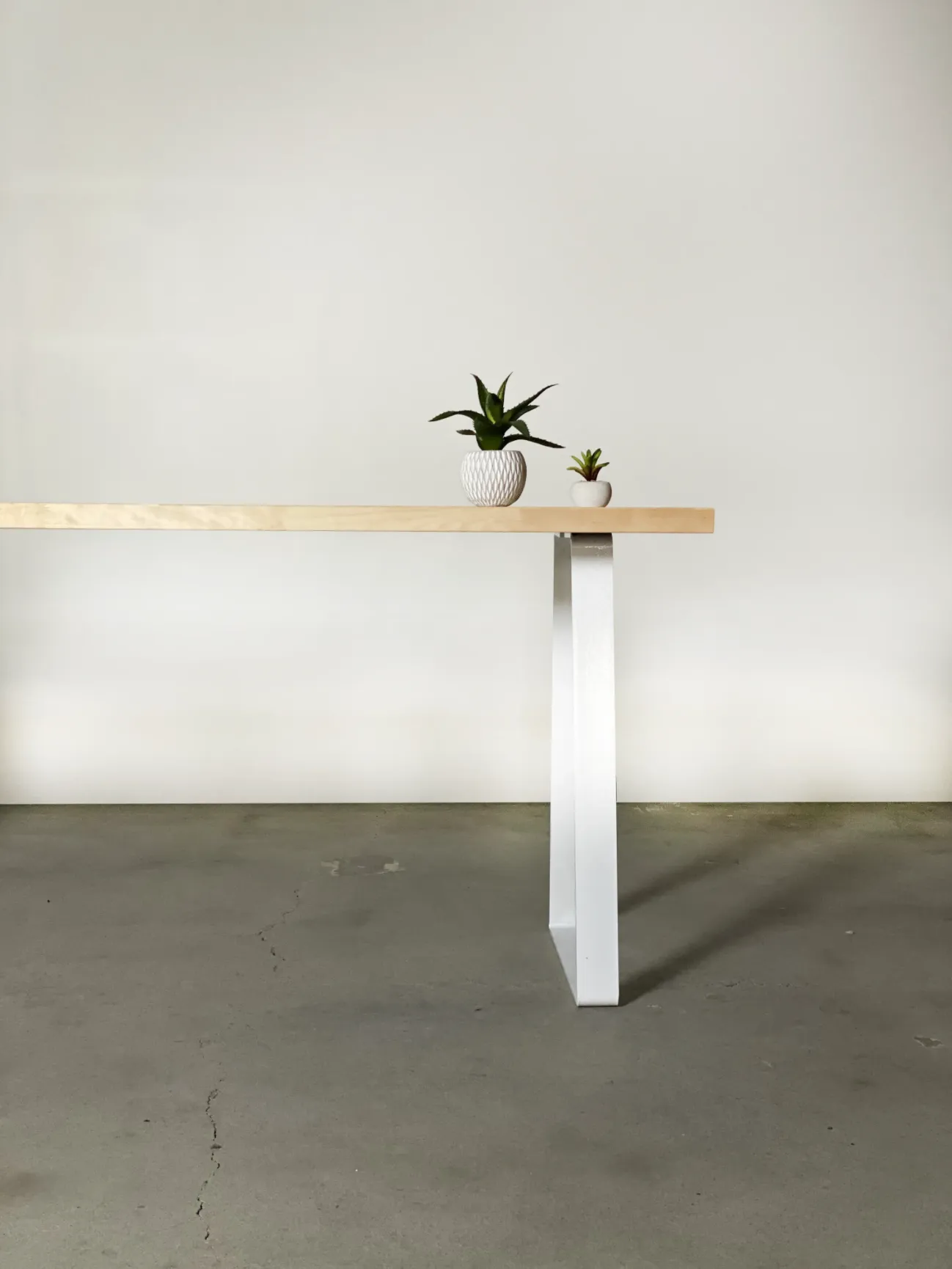 Bell Shape Metal Table & Bench Leg - (Heavy Duty 0.375" Metal)