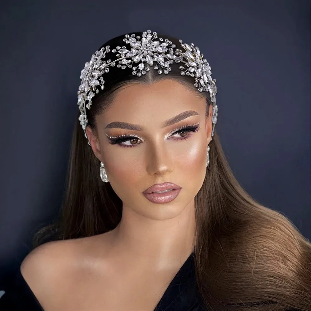 Bridal Headbands & Tiara: Elegant Wedding Accessories