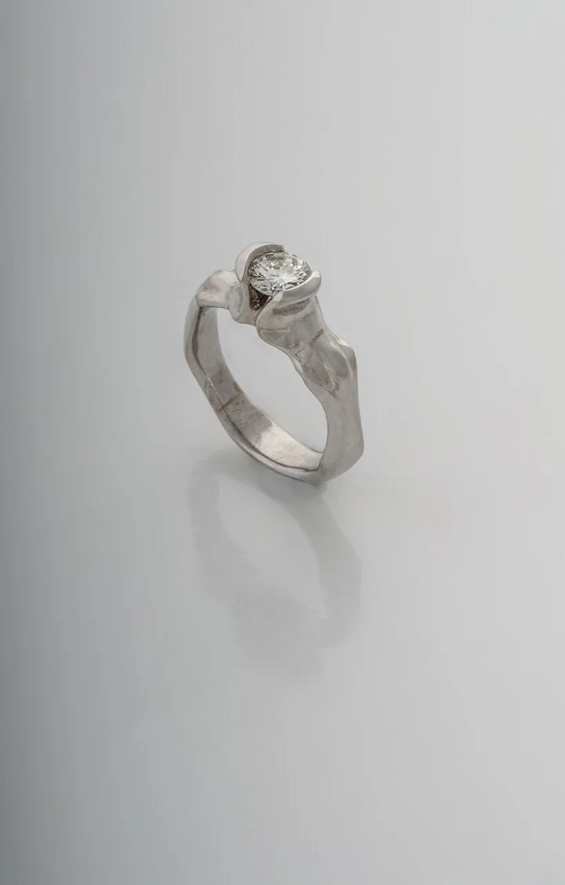 Diamond ring