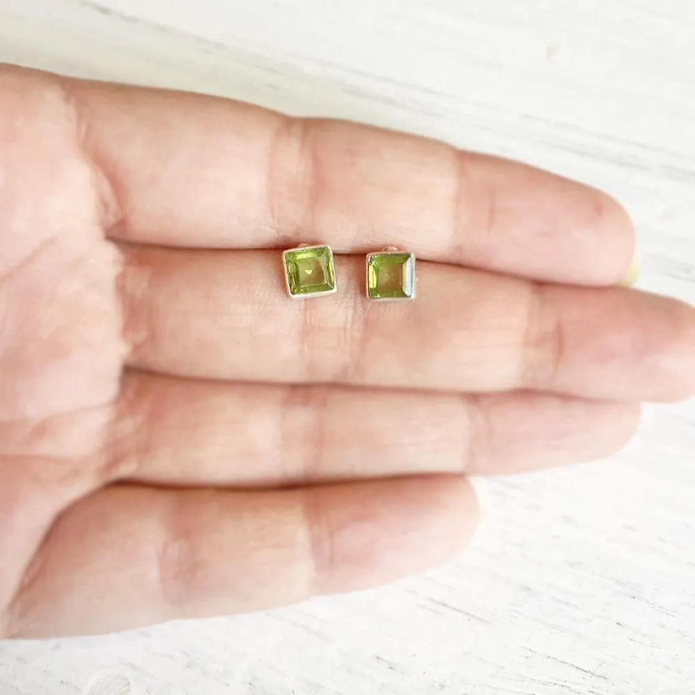 Facetted Peridot Square Silver Stud