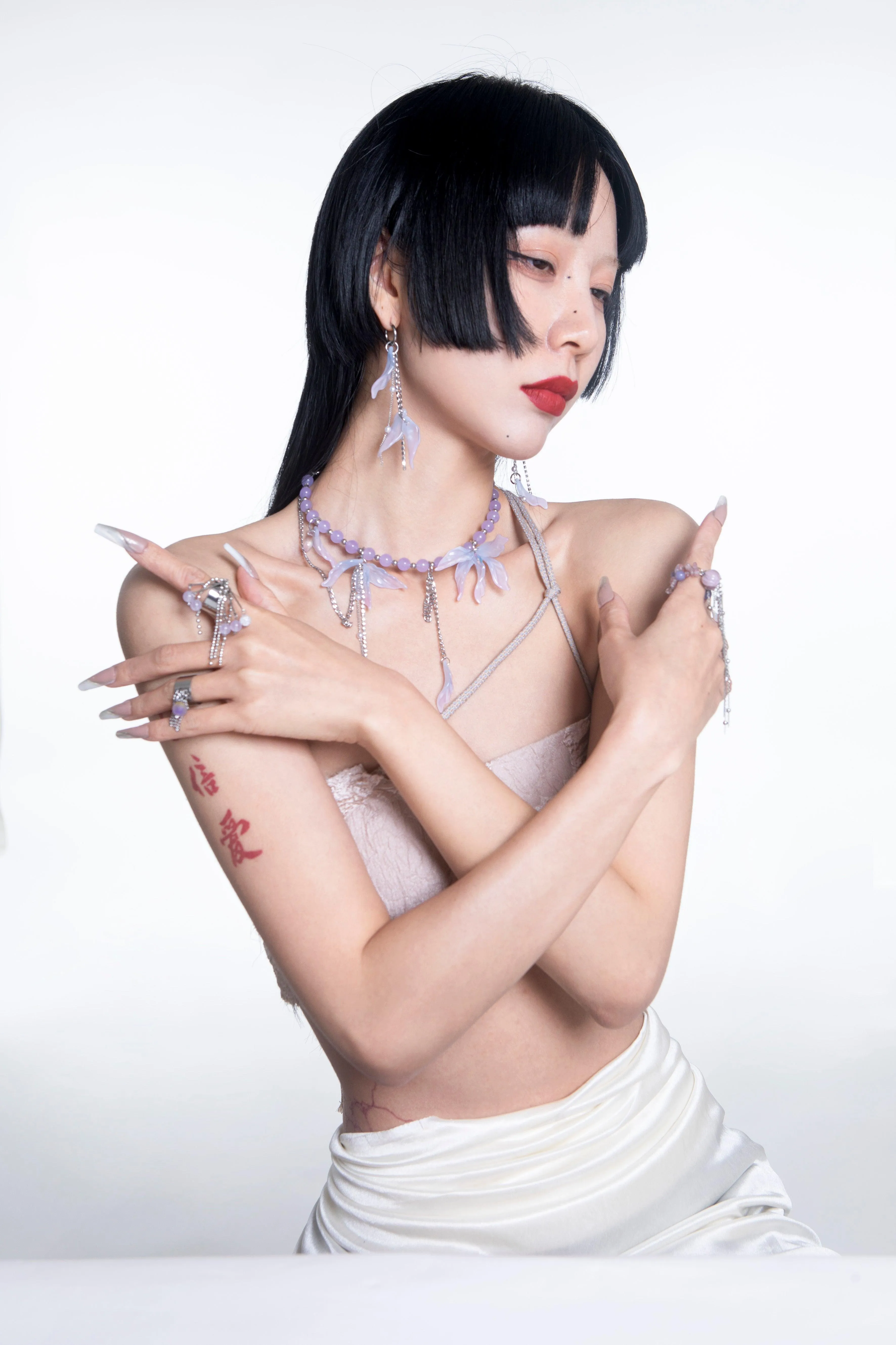 Fervooor Blooming purple lotus necklace