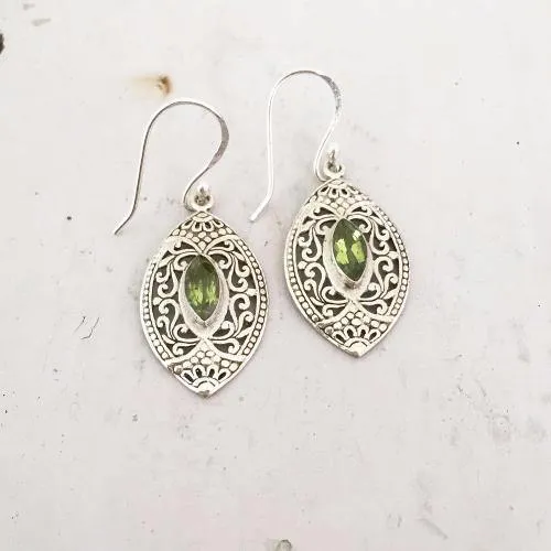 Filigree Facetted Peridot Silver Earring