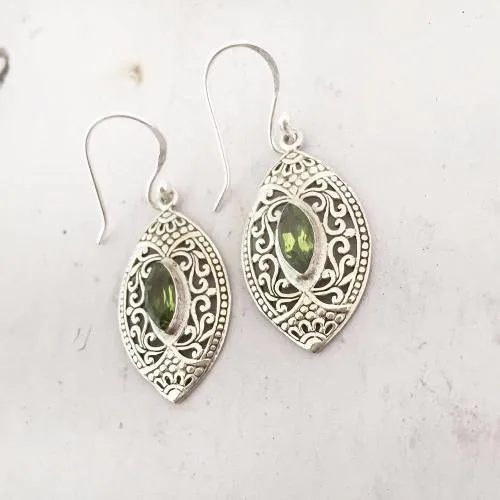 Filigree Facetted Peridot Silver Earring