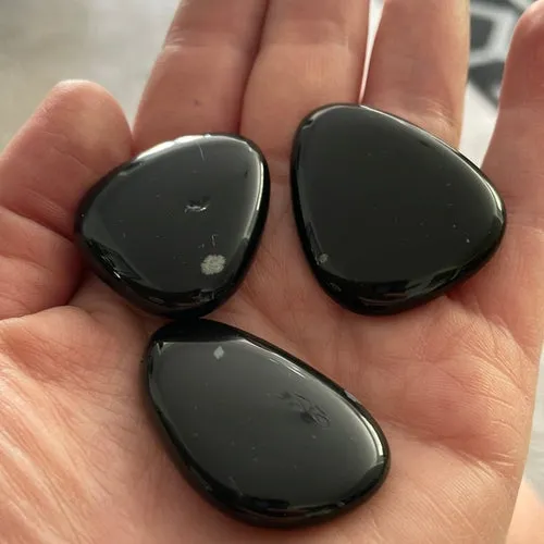 Flat Smooth Black Obsidian 1 Tumblestone Piece 1 - 2 inch Stones 35-45mm