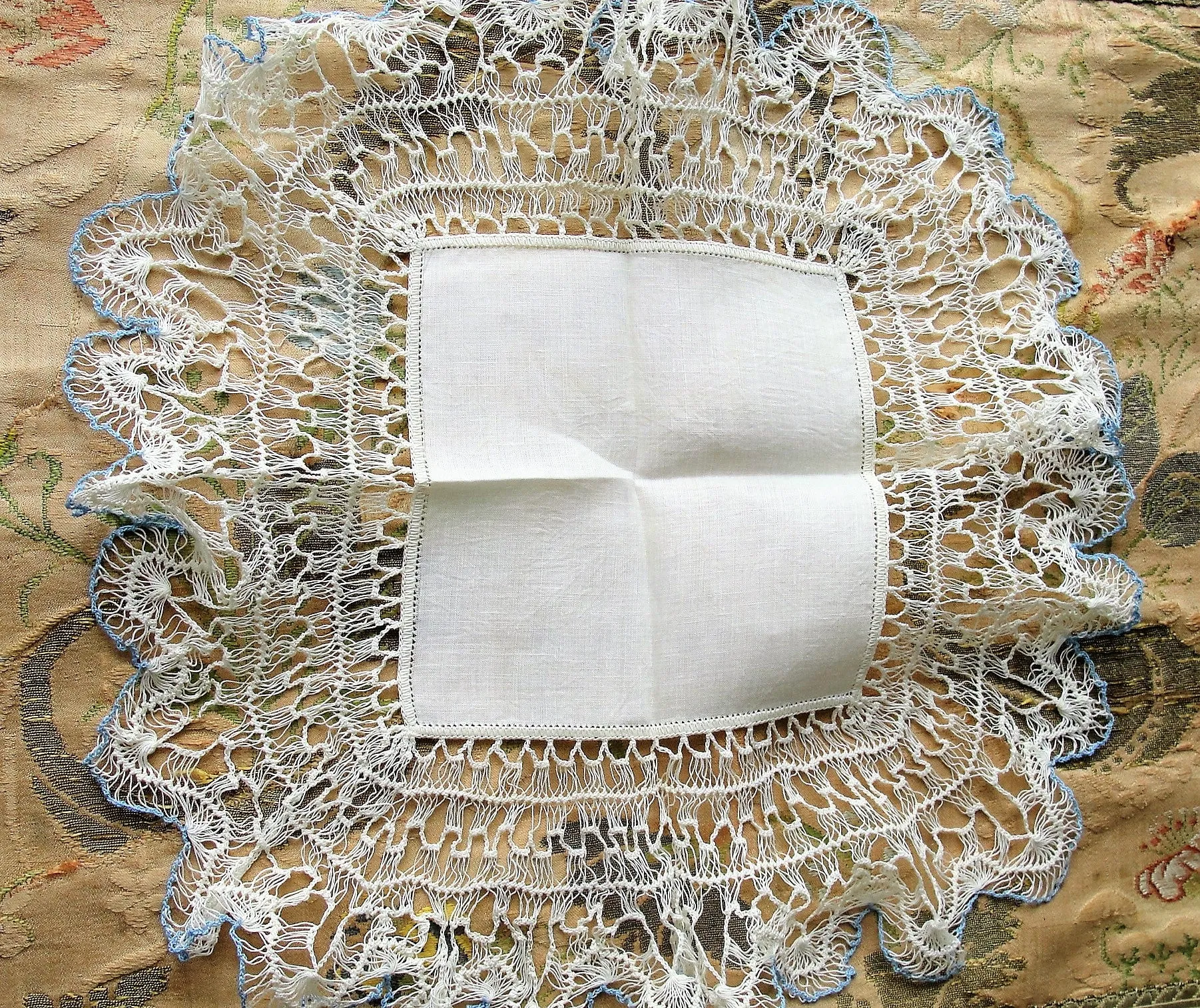 GORGEOUS Antique Hanky, Linen and Hairpin Lace Edge Fancy Bridal Handkerchief, White and Blue Lace Hankie, Collectible Lace Hankies