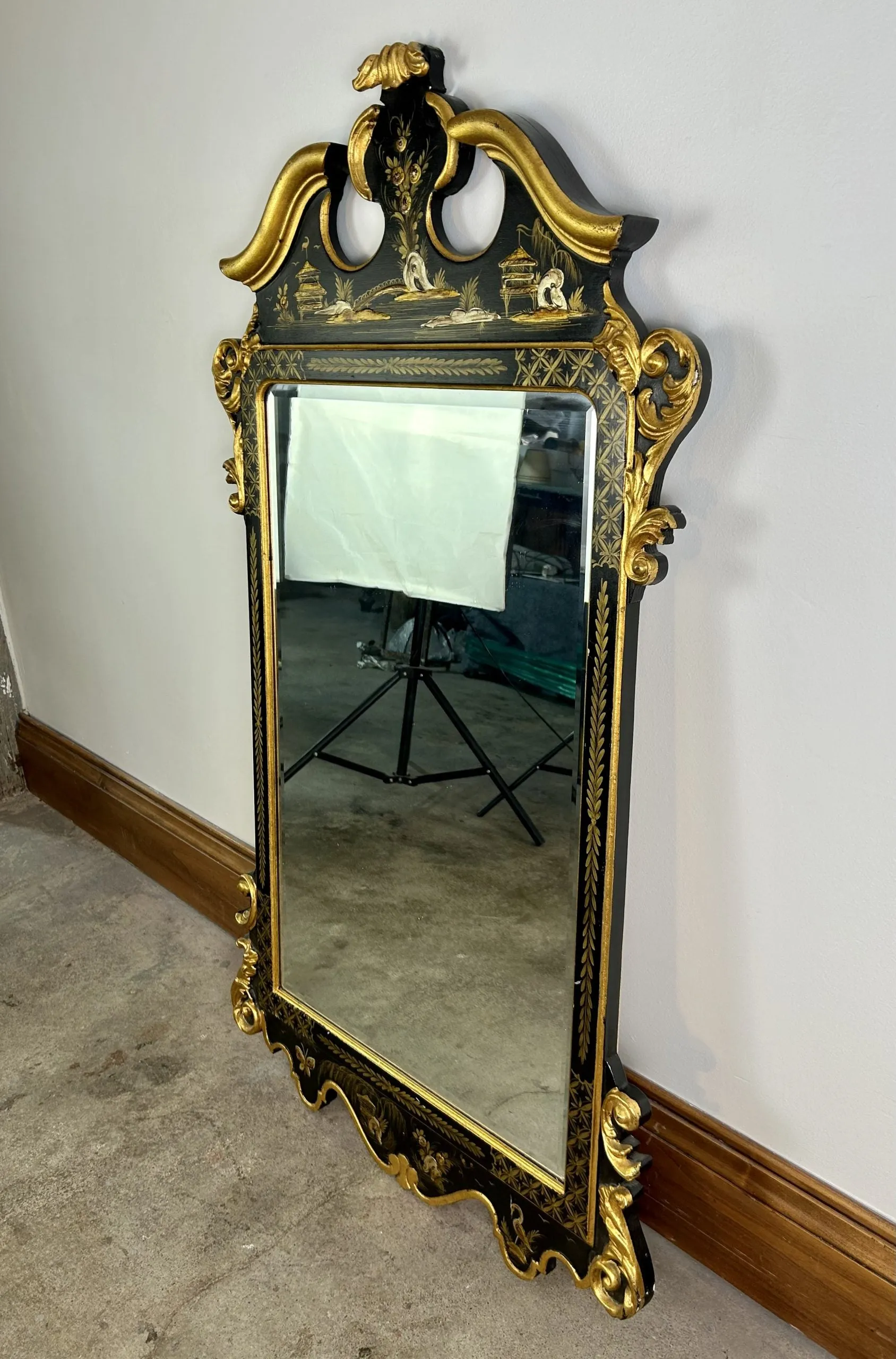 La Barge 1637B Living Room Mirror, Hand Painted, Made In Italy