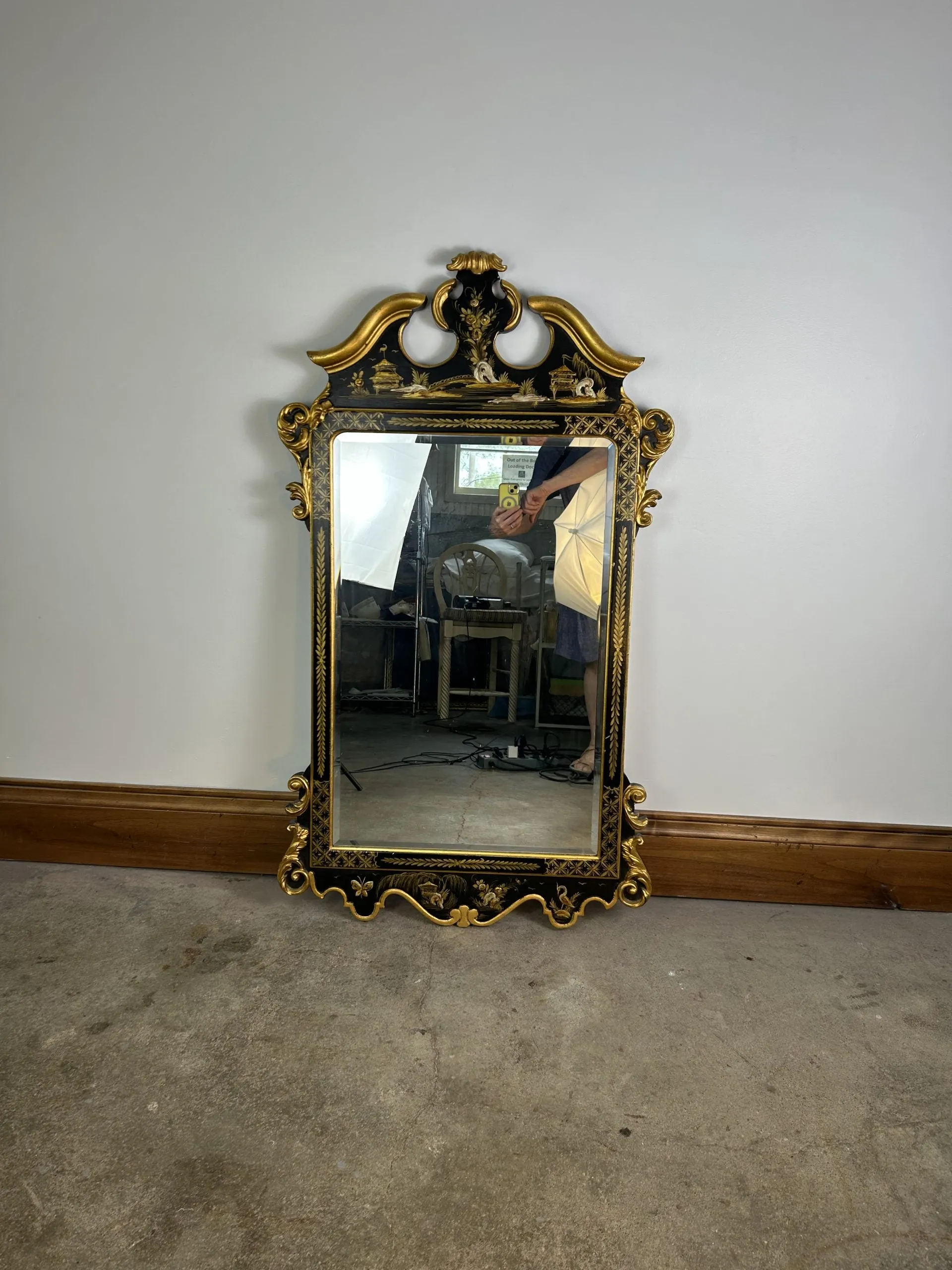 La Barge 1637B Living Room Mirror, Hand Painted, Made In Italy
