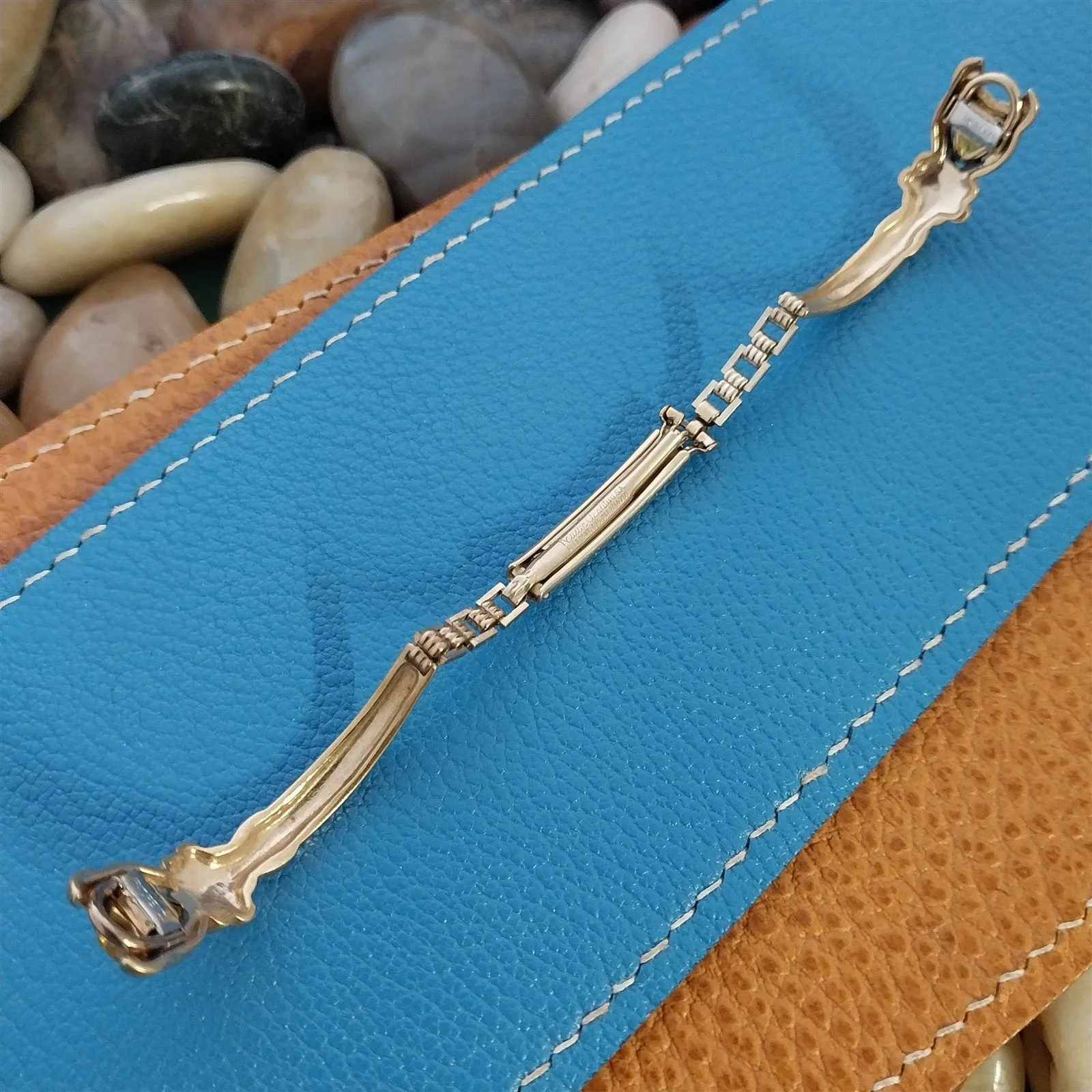Ladies 1950s Kreisler Yellow Gold-Fill with Amber Glass Hearts Unused Watch Band