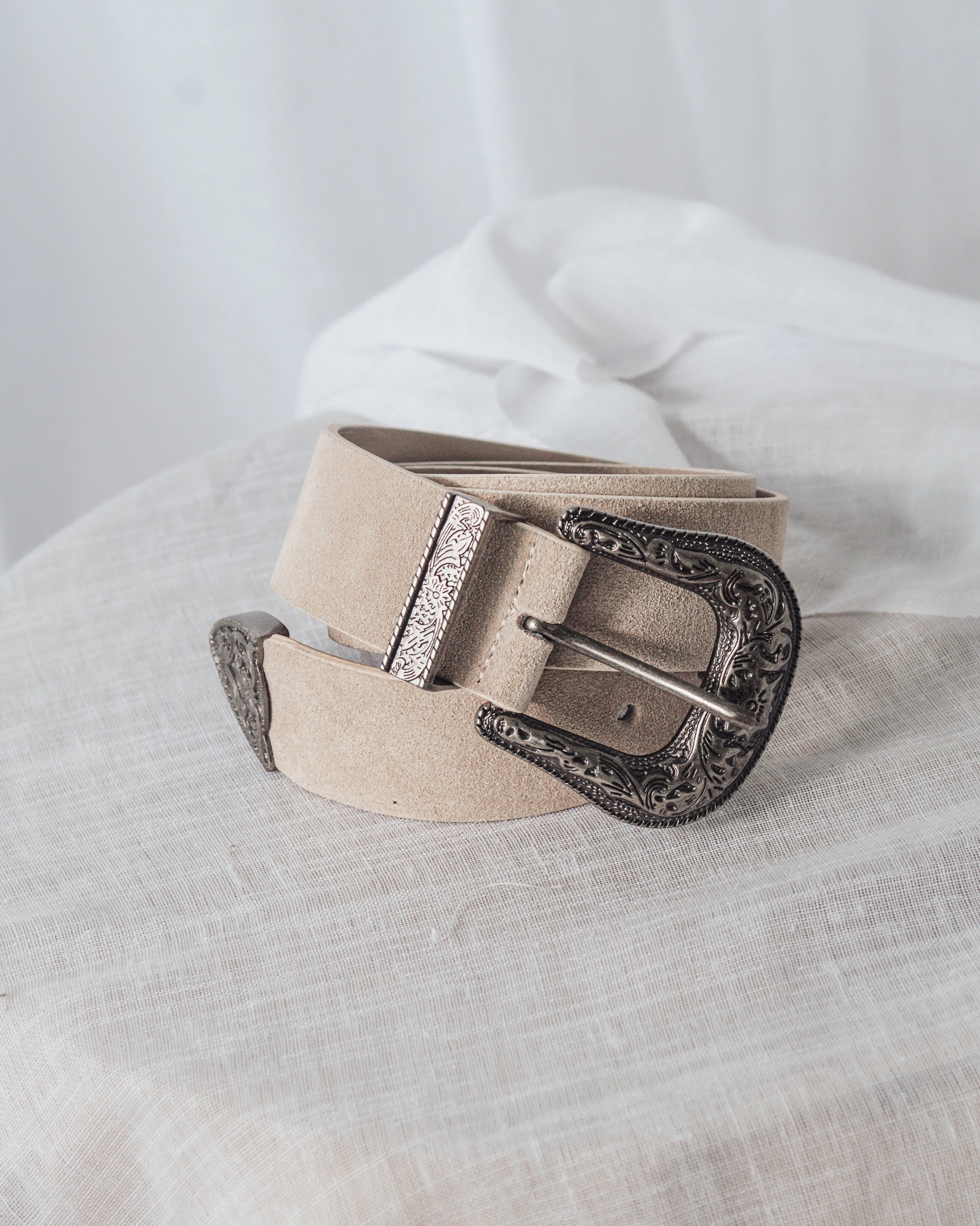 Shyane Belt Nude