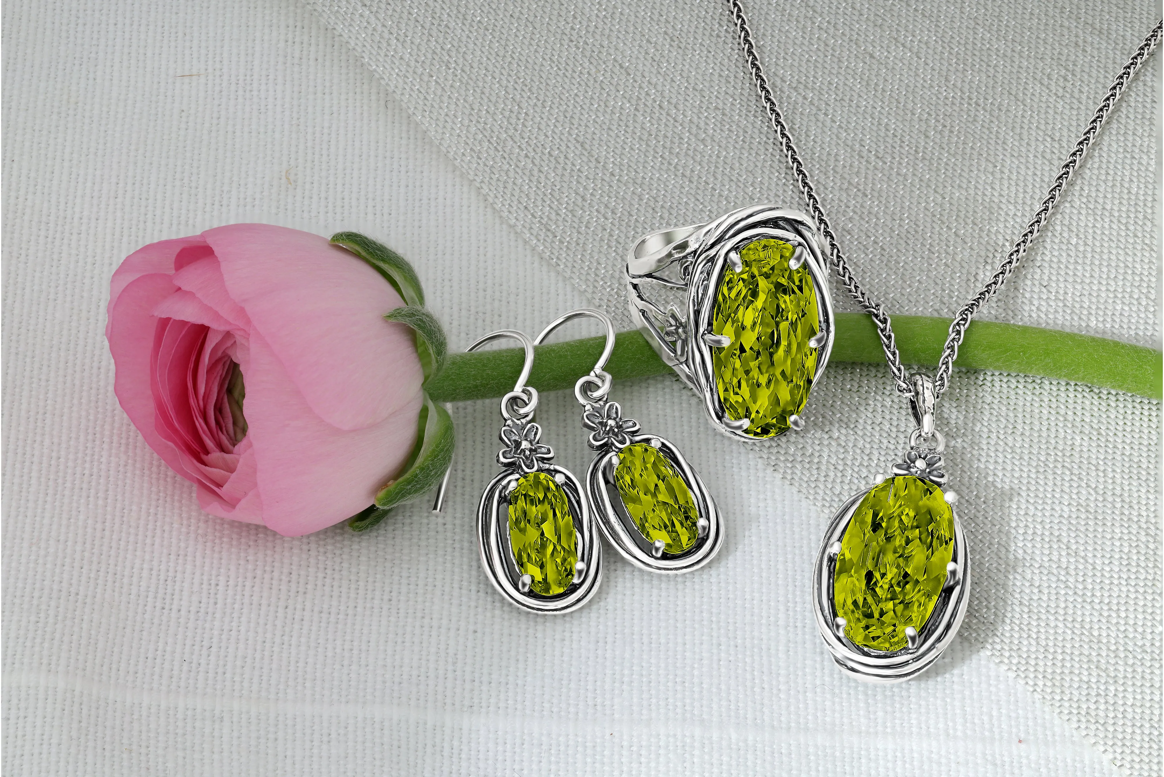 Sterling Silver Peridot CZ Floral Wire Wrap Necklace